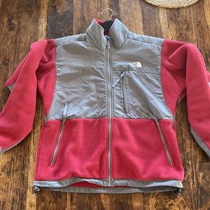 The North Face fleece size medium women’s jacket.